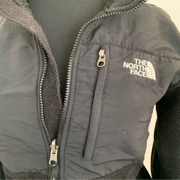 The North Face Black Denali Polartec Fleece Jacket - Picture 6 of 6